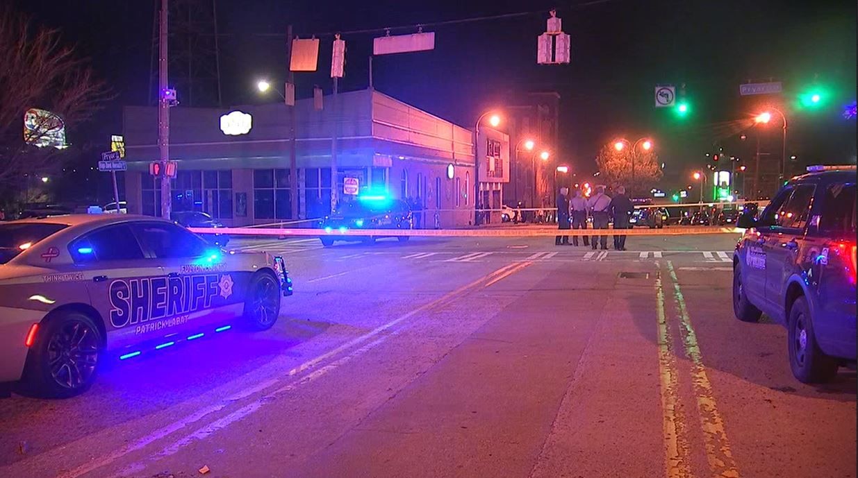 Teen killed, 2 others injured in SW Atlanta shooting