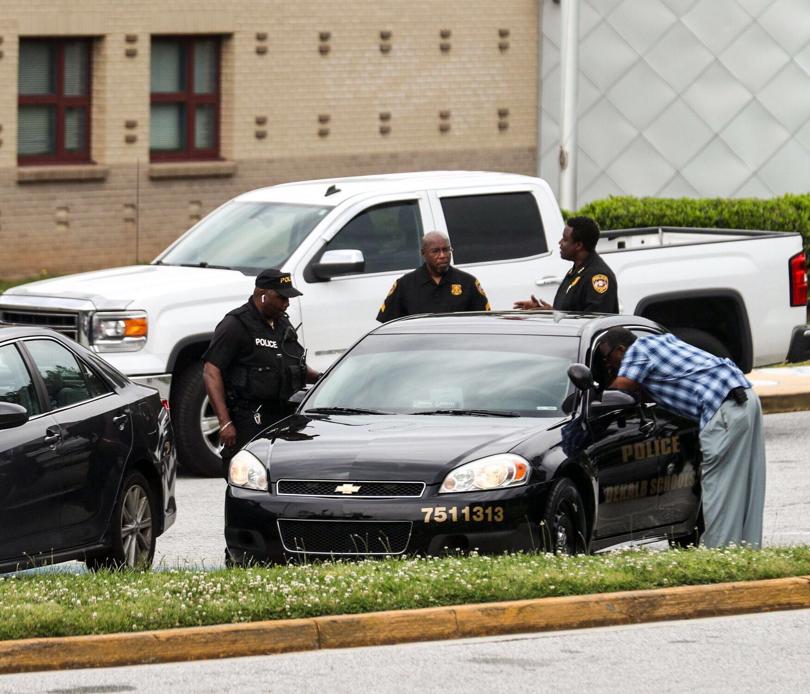 10 kids shot by BB gun or pellet gun at DeKalb elementary school