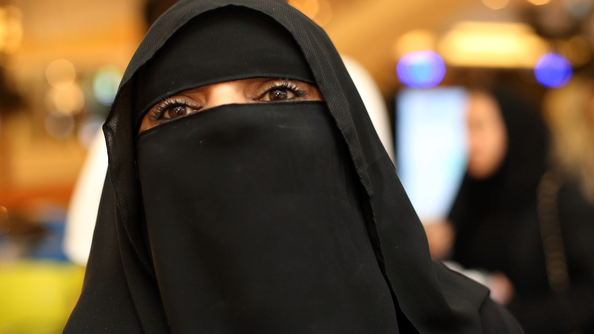 Saudi officials order arrests after 'Mecca Girl' music video