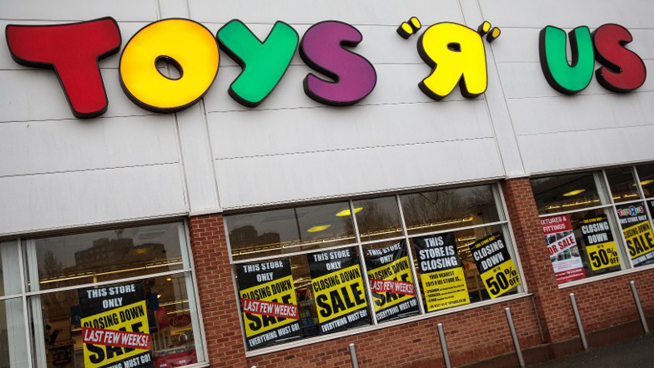 Toys R Us getting ready to close more than 700 stores affecting 33 000 workers reports say