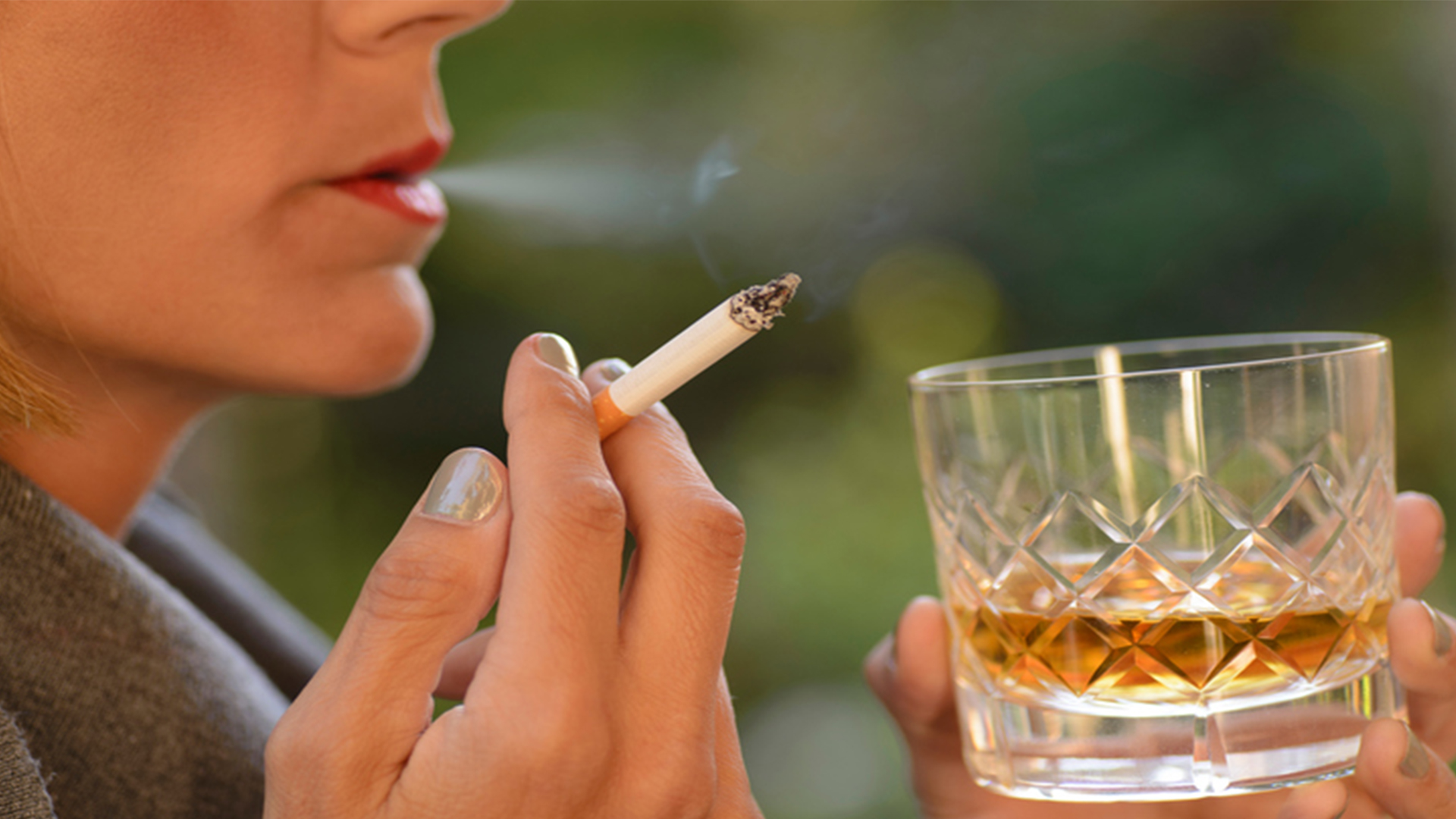 what is more dangerous cigarette or alcohol b>Alcohol, tobacco more dangerous than many illegal drugs, study finds</b>