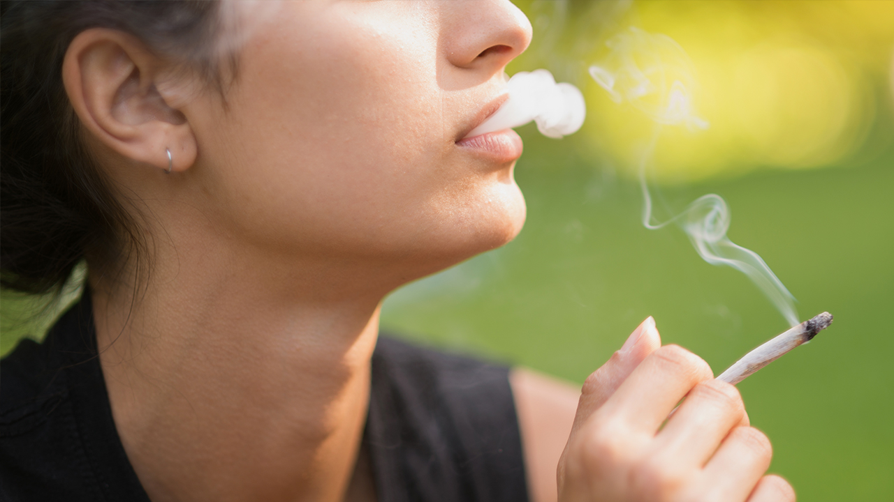 Colouring Vapes: A Matter Of Life And Death – Honi Soit Australia