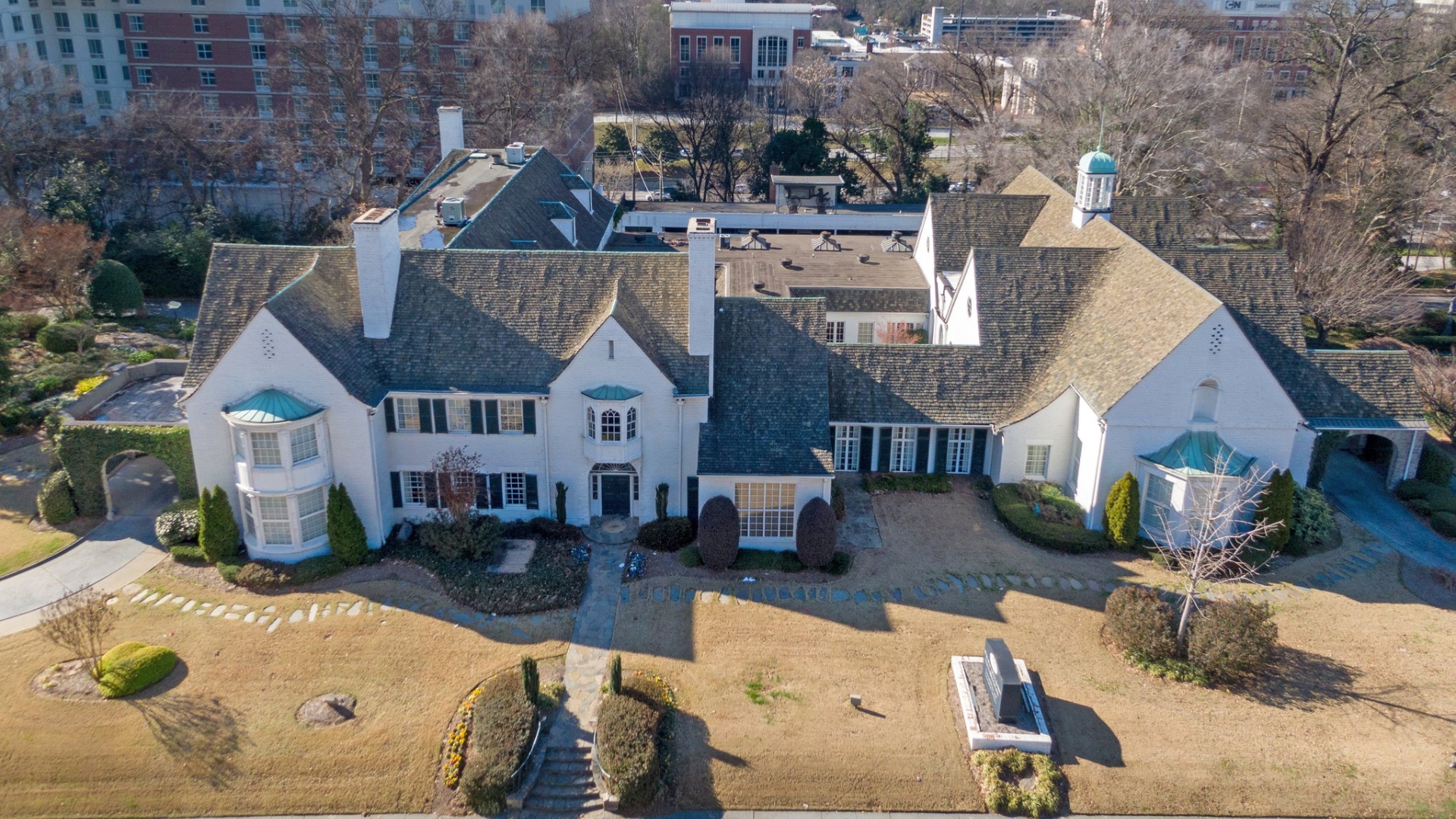 Atlanta's Spring Hill chapel to close, may become entertainment space