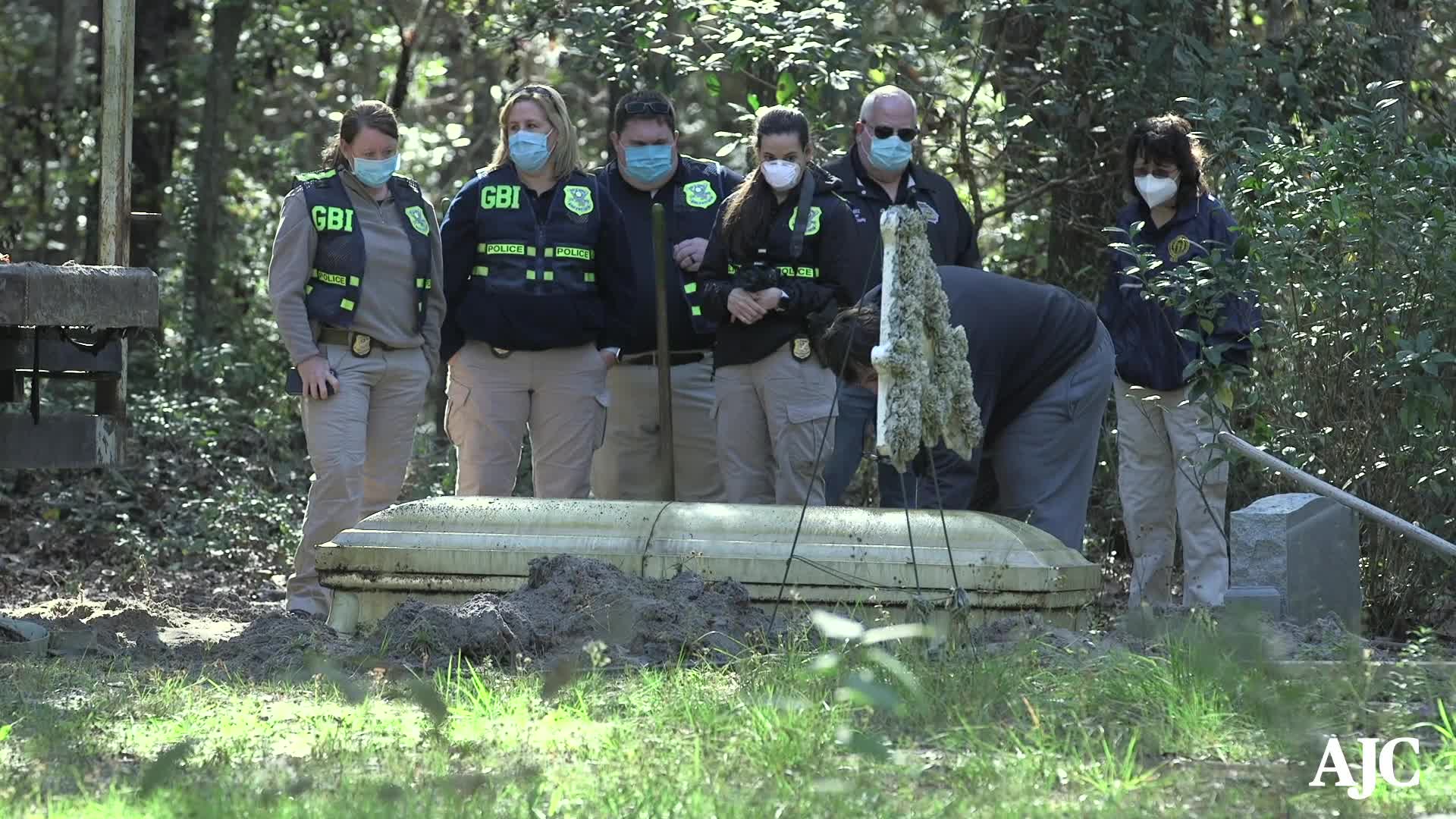 GBI exhumes body of deacon murdered at Georgia church in 1985